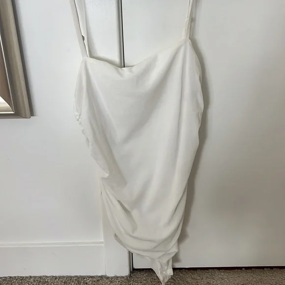 Princess Polly Bodysuit - Picture 2 of 3